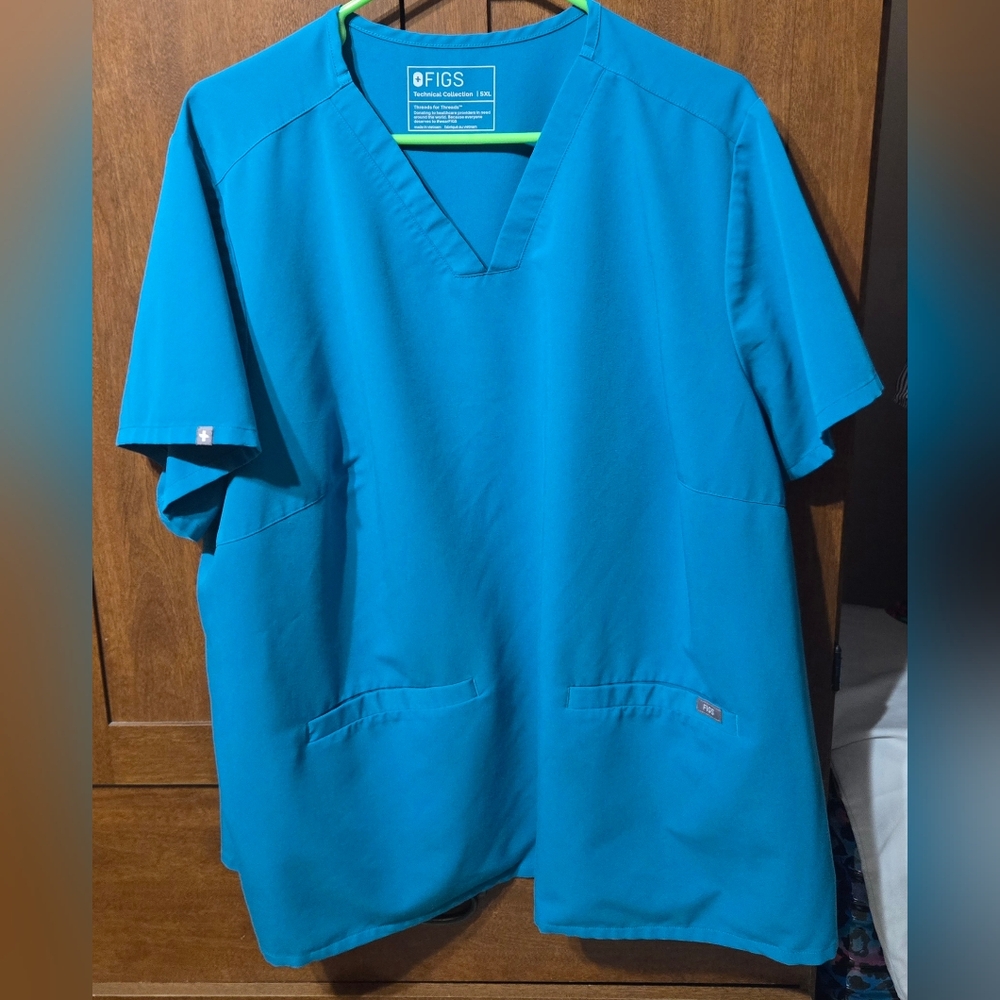 FIGS Women's Teal Scrub Set (5xL Top/4xL Bottom)